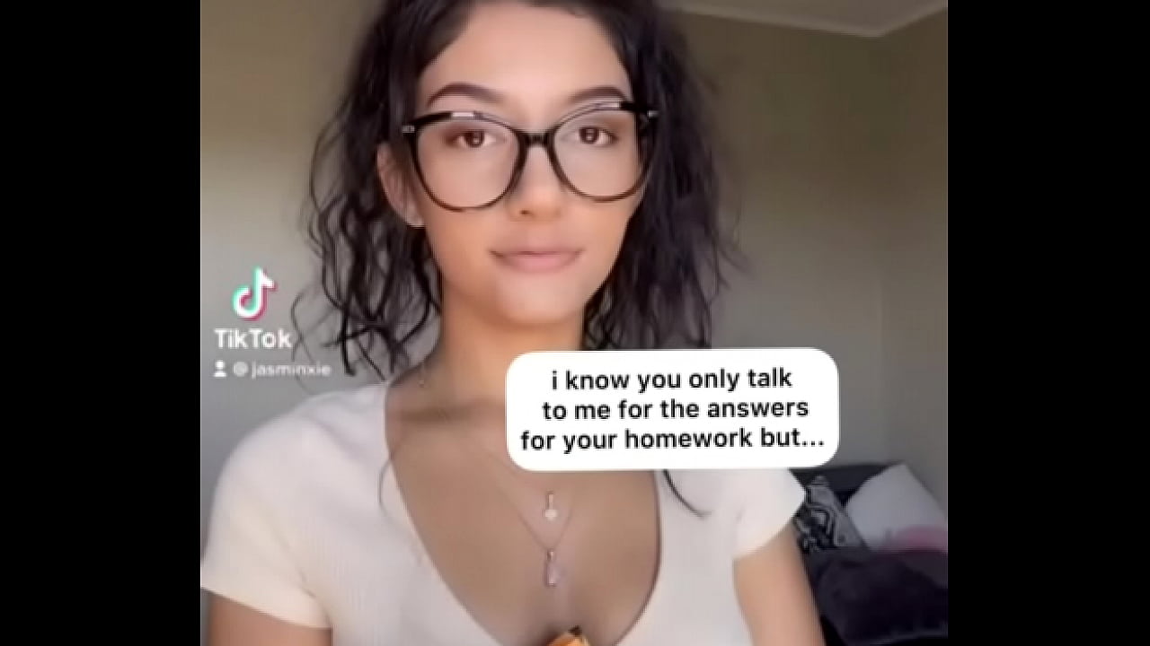 Tiktok Thot looks kinda nerdy in glasses | TT After Dark